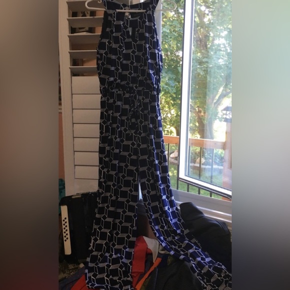EN FOCUS Jumpsuit, EUC Navy Blue/White Geometric pattern, polyester US8 - Picture 1 of 3